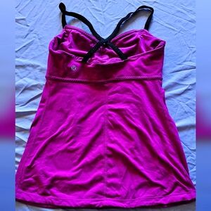 Lululemon tank